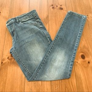 Forever 21 Skinny Jeans Size 27